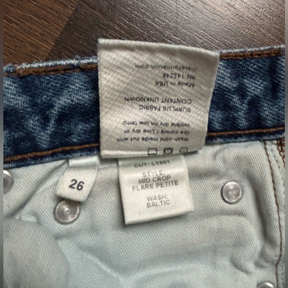 Reformation Mid Crop Flare Petite 26 Baltic Wash Frayed - Picture 6 of 6